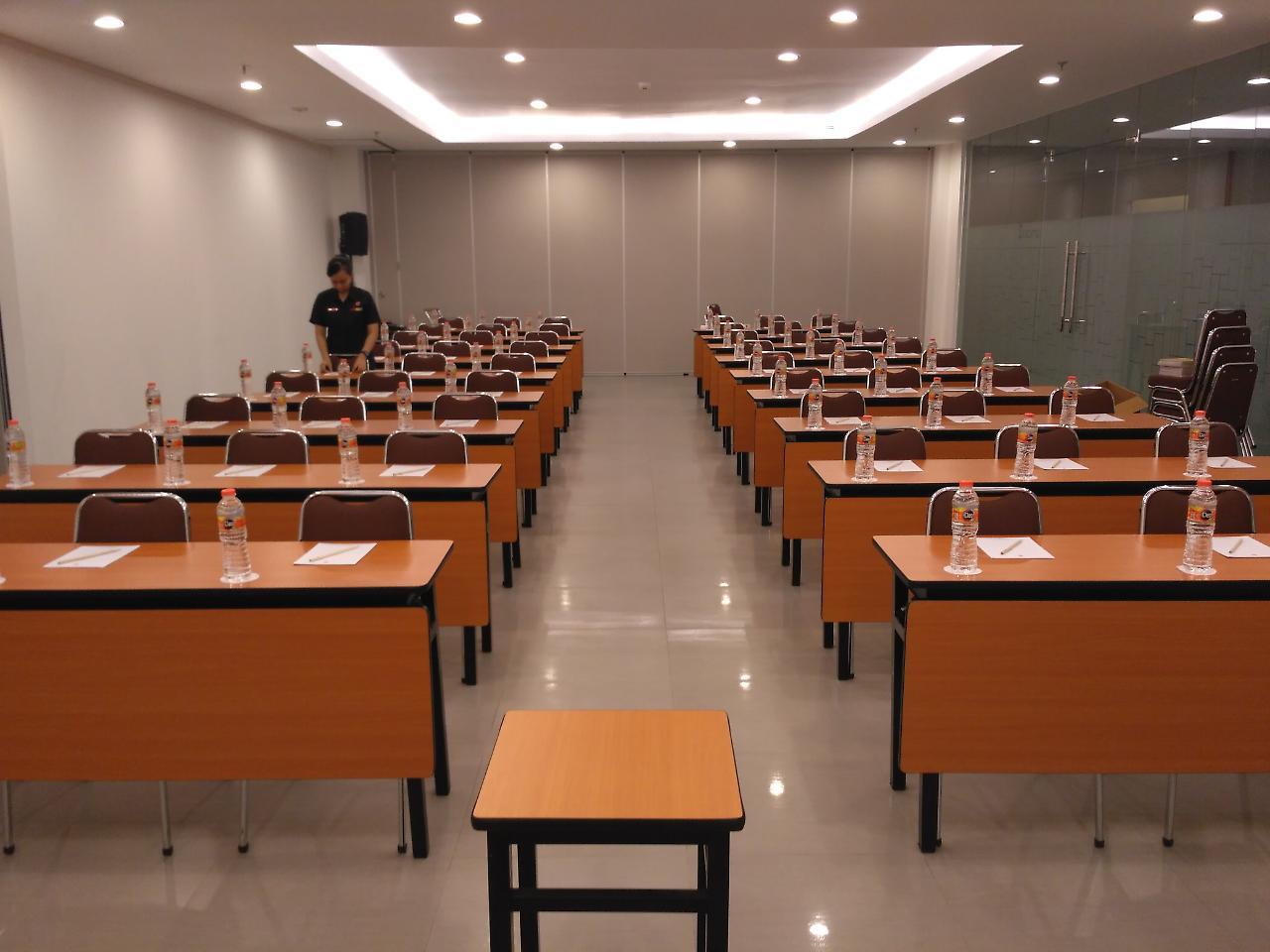 Carani Hotel Yogyakarta Kültér fotó