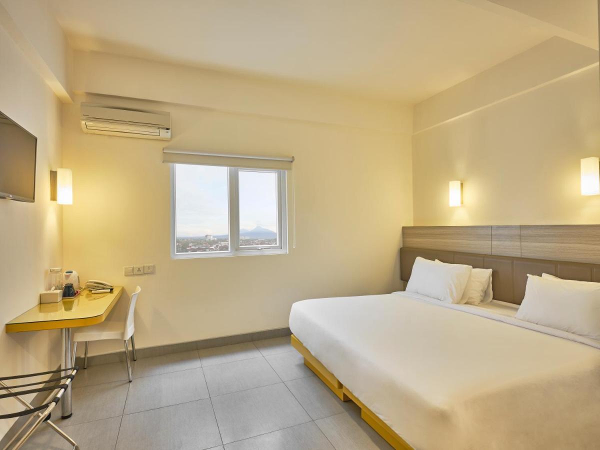 Carani Hotel Yogyakarta Kültér fotó
