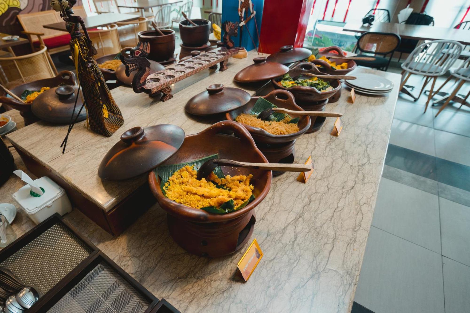 Carani Hotel Yogyakarta Kültér fotó