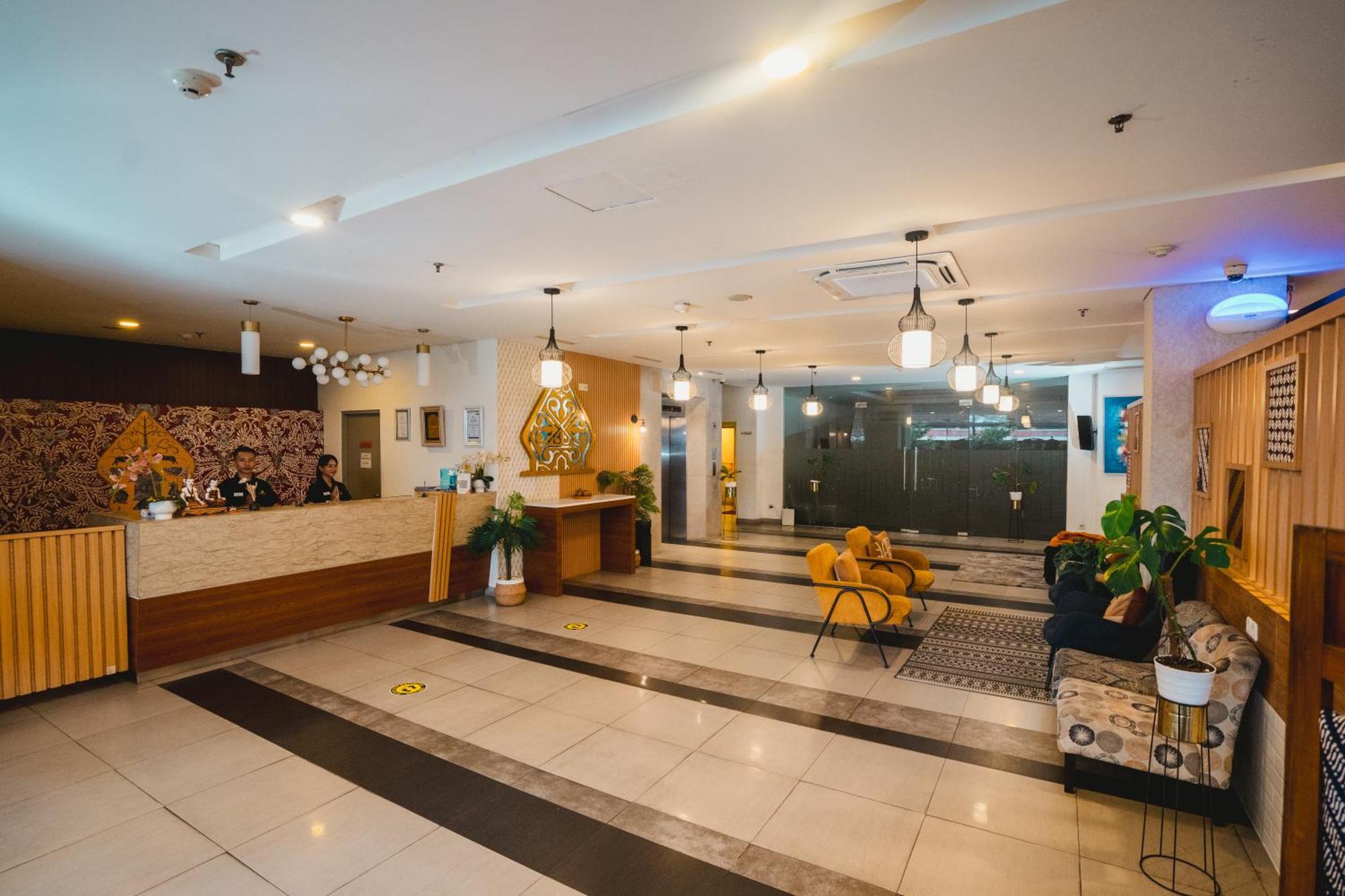 Carani Hotel Yogyakarta Kültér fotó