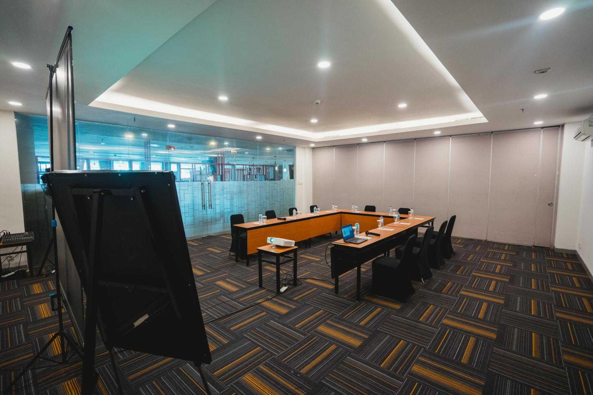 Carani Hotel Yogyakarta Kültér fotó